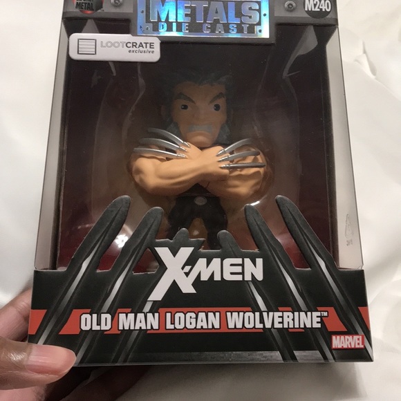 LOOT CRATE PRIMAL MARCH 2017 - Picture 5 of 10